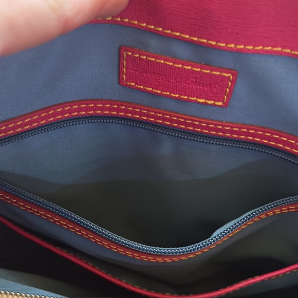 Dooney & Bourke large patent chocolate Bag. - Picture 7 of 14